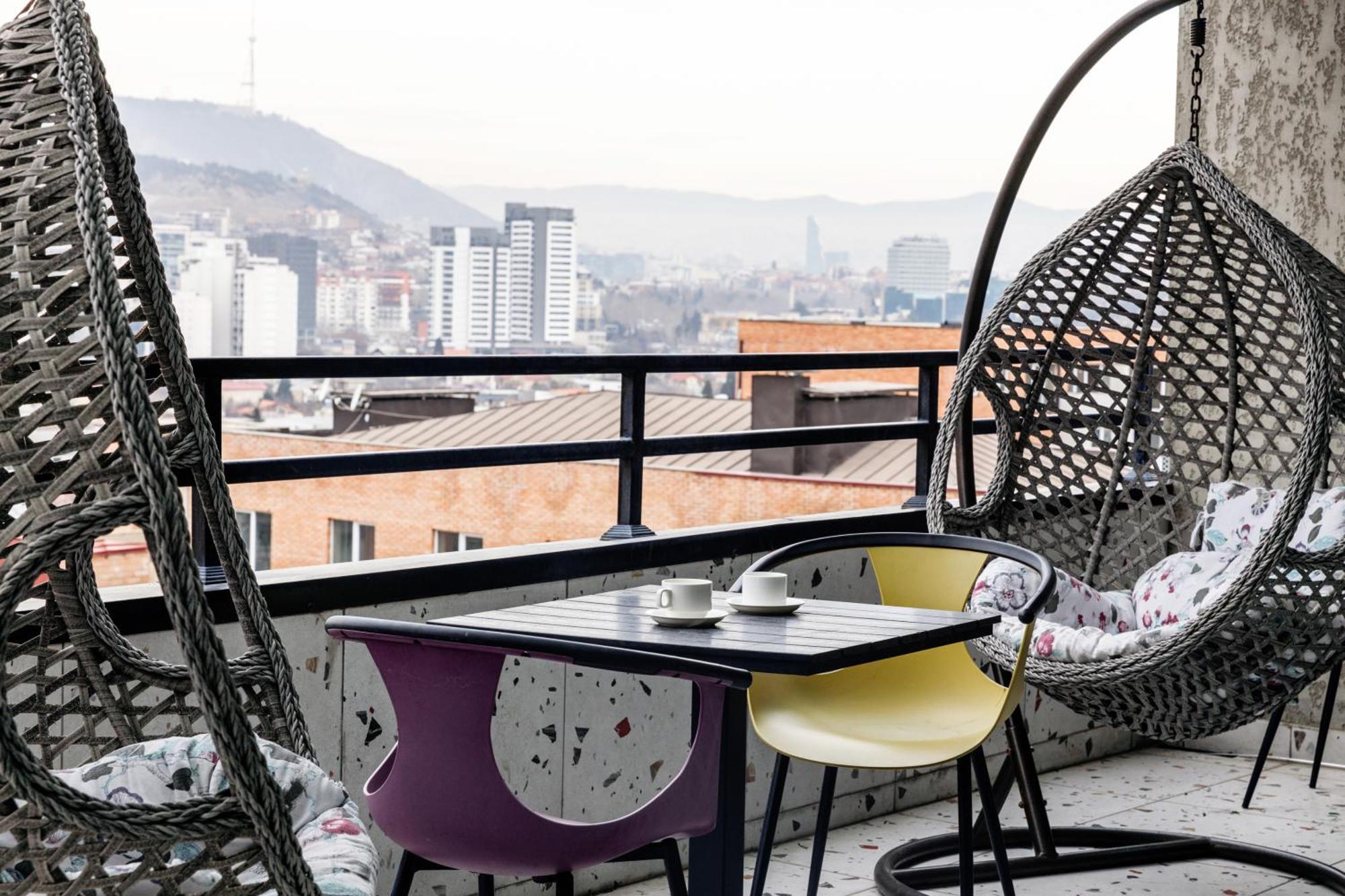 Address Inn Tbilisi Exteriör bild